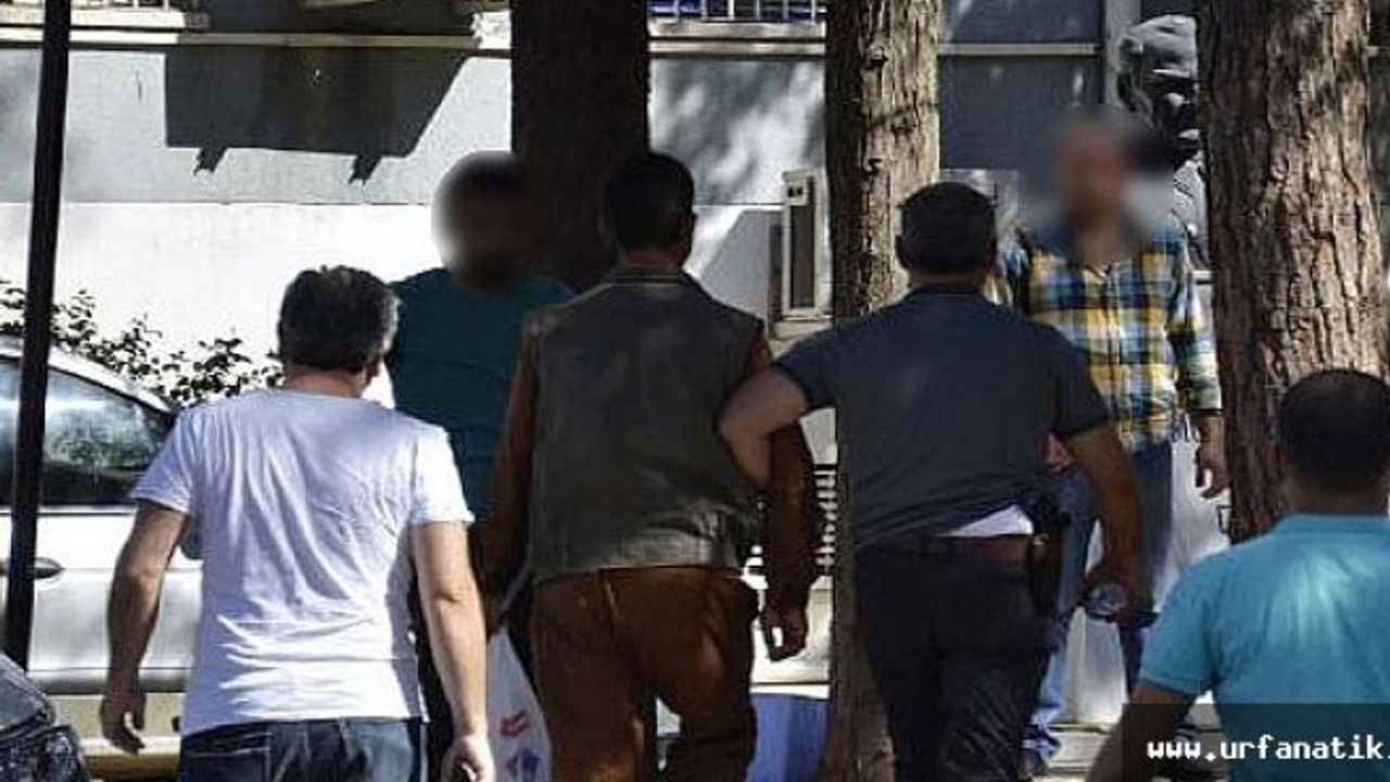 Urfa'da Peşmerge kıyafeti giyen kişi gözaltına alındı