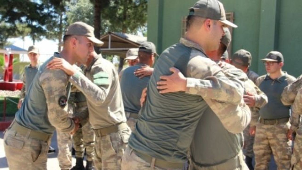 Hudut Kartalları' Bayramda Mutlu