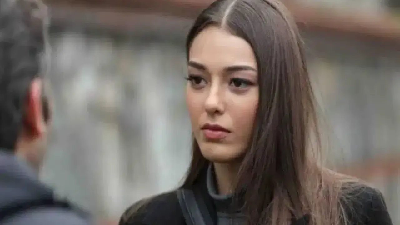 Dilan Çiçek Deniz Kiminle Sevgili, Sevgilisi Kim, Evli Mi, Kaç Yaşında, Aşk Hayatı Nasıl Gidiyor?