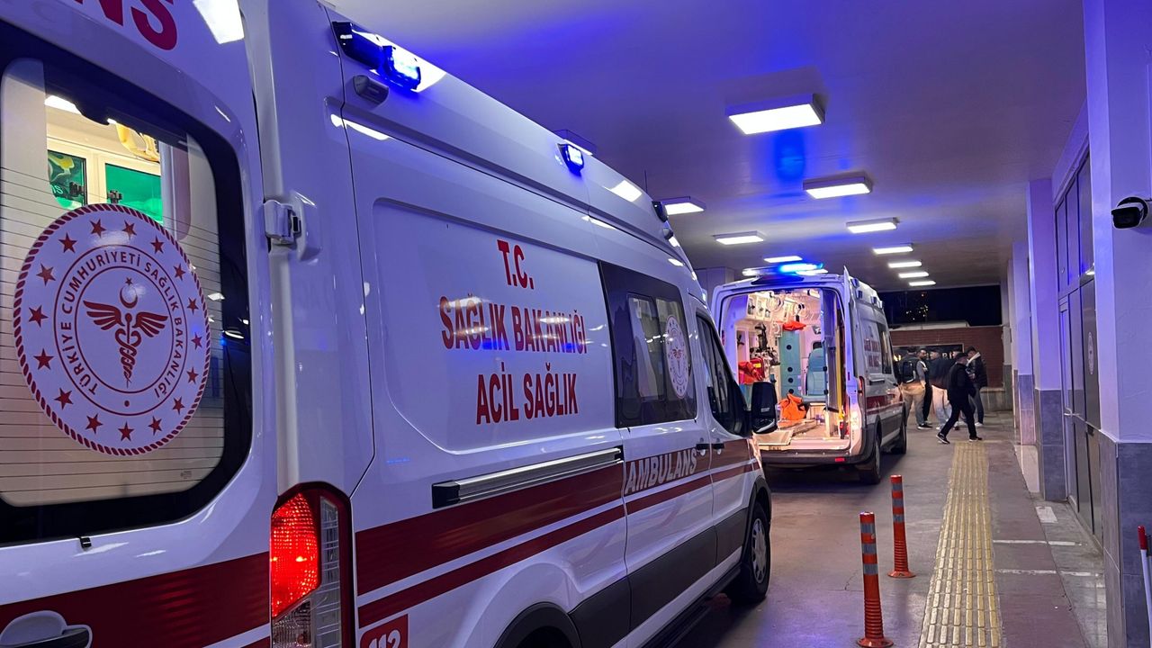 Şanlıurfa’da Bayram Akşamı Feci Kaza: 2 Kişi Ölümden Döndü