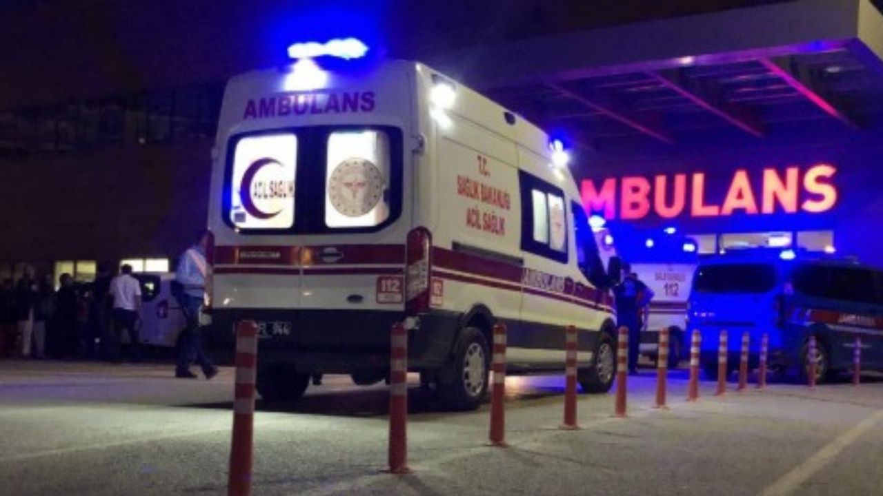 Şanlıurfalı Tır Sürücüsünün Karıştığı Feci Kazada 6 Kişi Yaralandı