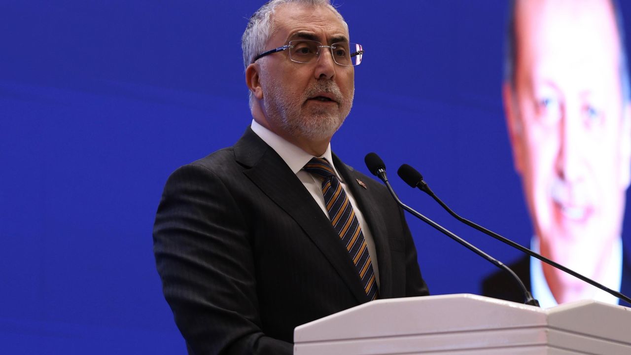 Bakan Vedat Işıkhan Kurban Bayramı Mesajı Yayımladı