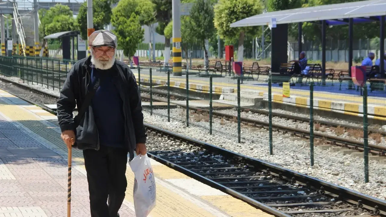 Kimyager Ali Bektaş Kimdir? Ankara’da Evsiz Kalan 62 Yaşında