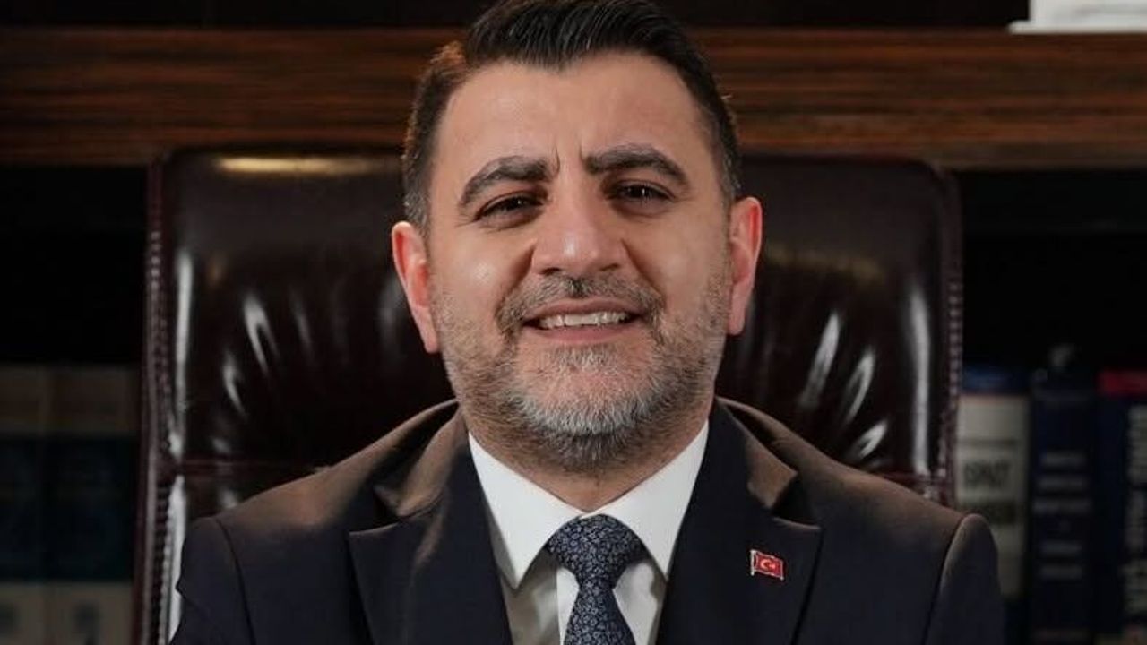 Genç Parti Genel Başkanı Burçin Şahindur Kimdir, K