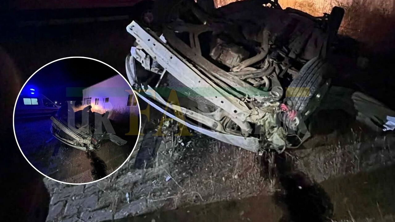 Şanlıurfa’da Manevra Yapan Otomobil Şarampole Devrildi: Yara