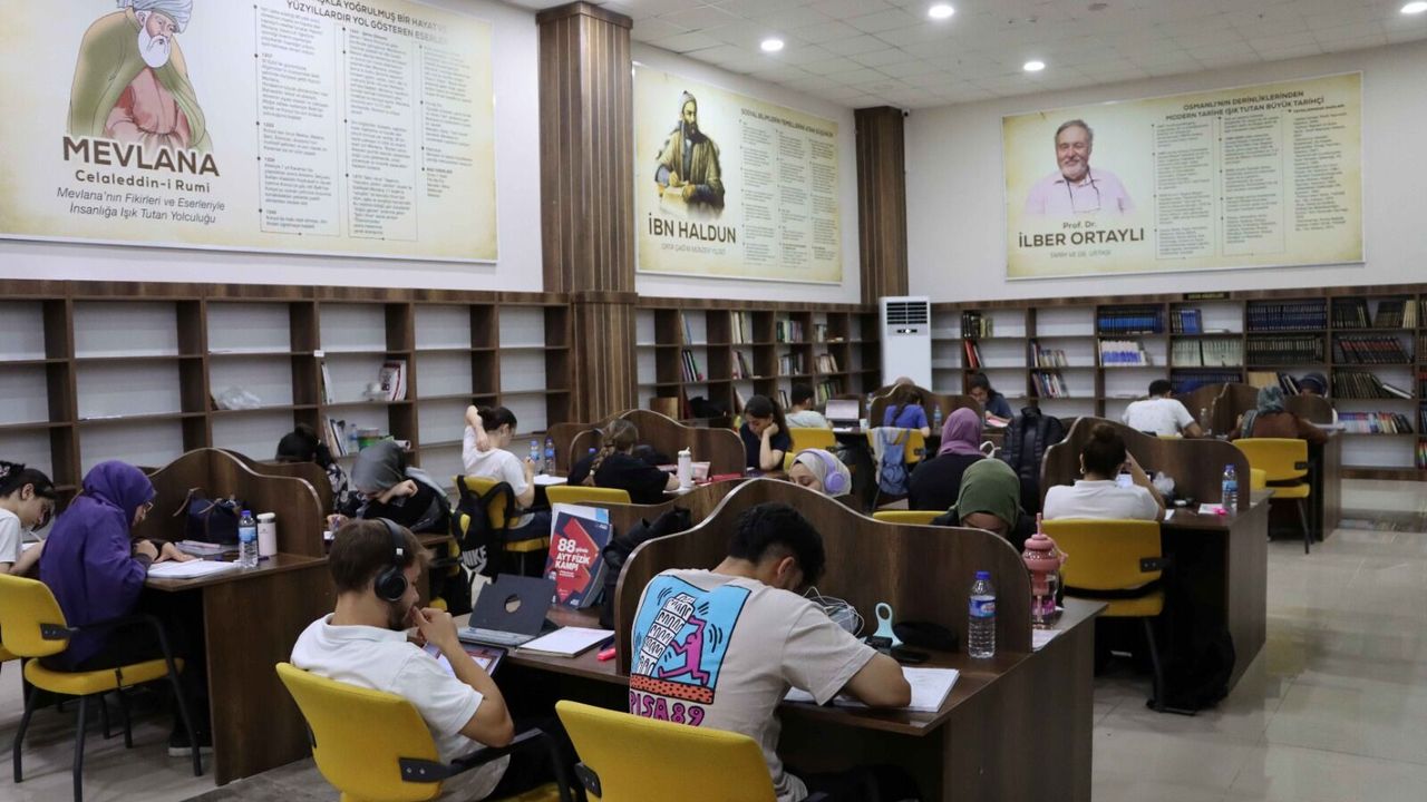 Karaköprü’de Okuma Evleri Öğrencilerin Uğrak Nokta