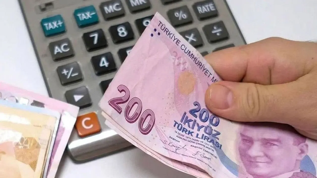 65 yaş aylığı Ocak 2027'de ne kadar olacak, zam oranı yüzde kaç olacak, yaşlılık maaşı 7.982 TL'ye çıkacak mı?