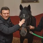 Fedai Kahraman Kimdir, Nereli, Ne İş Yapıyor? Gazi Koşusu’nun Dikkat Çeken At Sahibi, Eşi Sanem Kahraman ve Yarışçılık Başarıları