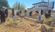 Harran Belediyesi Mezarlıklarda Temizlik Çalışması Başlattı