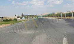 Şanlıurfa'nın trafiğe kapatılan davalık yolu