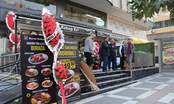 Bursa Kebap Evi Emniyet Caddesi Şubesi 1. yılını kutladı