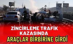 Zincirleme Trafik Kazasında Araçlar Birbirine Girdi: Yaralılar Var