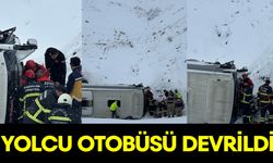 Yolcu Otobüsü Devrildi: Bölgeye Çok Sayıda Ekip Sevk Edildi