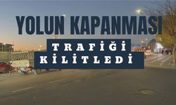 Yolun Kapanması Trafiği Kilitledi