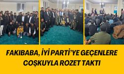 Fakıbaba, İYİ Parti’ye Geçenlere Rozet Taktı