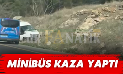 Şanlıurfa-Suruç Karayolunda Minibüs Kaza Yaptı