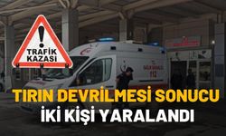 Şanlıurfa Haliliye’de Tırın Devrilmesi Sonucu İki Kişi Yaralandı