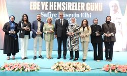 Sağlık Bakanından Şanlıurfa’da Görevli Ebeye Ödül