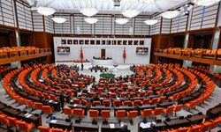 Meclis'ten geçti, resmen yasalaşt!: Binlerce mahkuma tahliye yolu açıldı! Kimler cezaevinden çıkacak?