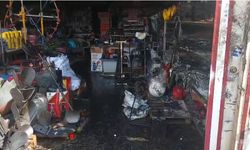 Şanlıurfa Viranşehir’de İş Yerine Molotof Atıp Kaçtılar!