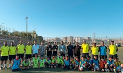 Şanlıurfaspor’dan Kadın Hakemlere Teşekkür Plaketi