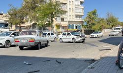 Şanlıurfa’da Kaza Ucuz Atlatıldı: Can Kaybı Yok, Hasar Büyük!