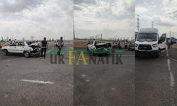Şanlıurfa'da Yolcu Dolu Minibüs İle Otomobil Çarpıştı