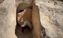 Şanlıurfa Kalesi'nde Geç Antik Çağ’a Ait Kaya Mezar Keşfedildi