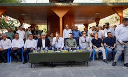 Kahta’da Gönül Köprüsü Kuruldu: İshak Şan Ve Mehmet Can Hallaç Vatandaşla Buluştu