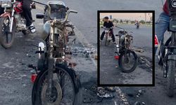 Şanlıurfa’da Motosiklet Caddede Cayır Cayır Yandı, Geriye Hurda Kaldı!