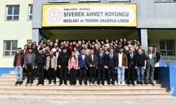 Şanlıurfa Valisi Saldırı Düzenlenen Ahmet Koyuncu Okulunu Ziyaret Etti