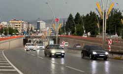 Meteoroloji Uyardı: Kuvvetli Yağışlar Geliyor, Vatandaşlara Tedbir Çağrısı