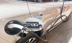 Bu Kadarına Pes! Şanlıurfa’da Milyonluk Elektrikli Araç Kaçak Hatla Şarj Edildi