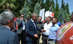 Şanlıurfa’da Muhtarlara Su Tankeri Dağıtıldı