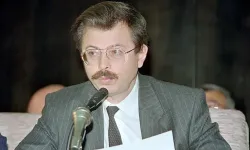 Adnan Kahveci Kimdir, Nereli, Kaç Yaşında Öldü, Ölüm Nedeni Ne, Eşi Ve Çocukları Kim, Siyasi Hayatı Ve Biyografisi