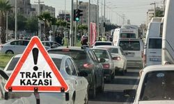 Akçakale’de Motosiklet ile Minibüs Birbirine Girdi: Yaralılar Var