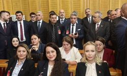 İbrahim Tatlıses'in Eski Eşi Siyasete Atıldı! Ayşegül Yıldız Hangi Partiye Katıldı?