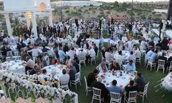 Besi OSB'de Seçim Öncesi Bin 500 Kişilik Buluşma: "Birlikte Başardık, Birlikte Devam Edelim"