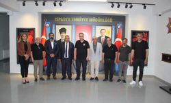 Güneydoğulu Gazeteciler, Isparta İl Emniyet Müdürü Erdem Bildirici'yi Ziyaret Etti