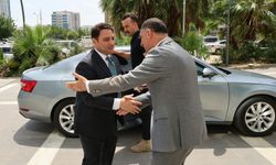Haliliye Kaymakamı Şahin ve Ticaret İl Müdürü Akbaş Bir Araya Geldi
