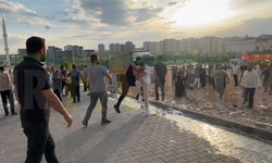 Karaköprü'deki Yangında Kavga Çıktı: Dükkan Sahipleri ile Bina Sakinleri Birbirine Girdi