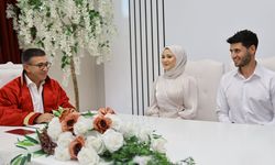 Mendüh Postacı ve Esra Badacı Çiftinin Nikahını Başkan Bucak Kıydı
