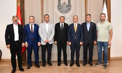 Milletvekili Abdurrahim Dusak'tan Vali Hasan Şıldak'a Ziyaret
