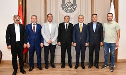 Milletvekili Abdurrahim Dusak'tan Vali Hasan Şıldak'a Ziyaret