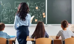2026 Temmuz 1/4, 3/1, 5/2, 6/3, 7/1, 8/1 Kademe Öğretmen Maaşı Tablosu: Derece Kademe Öğretmen Maaşı Kaç TL Olacak?