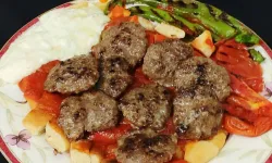 Gelinim Mutfakta Pideli Bursa Kebabı Tarifi, Malzemeleri, Yapılışı, Püf Noktaları Ve Bursa Usulü Pideli Köfte Lezzeti