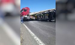 Gaziantep-Şanlıurfa Otoyolu’nda Kaza: Tır Şoförü Yaralandı