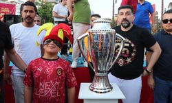Galatasaray’ın 26’ncı Şampiyonluk Kupası Şanlıurfa’da Coşkuyla Karşılandı