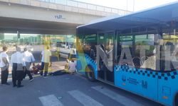 Şanlıurfa’da Kırmızı Işıktan Geçen Motosiklet Halk Otobüsüne Çarptı