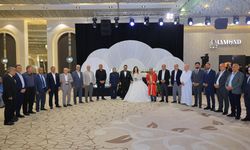 Şanlıurfa’da İbrahim Cihad Felhan ve Yonca Vural Evlendi
